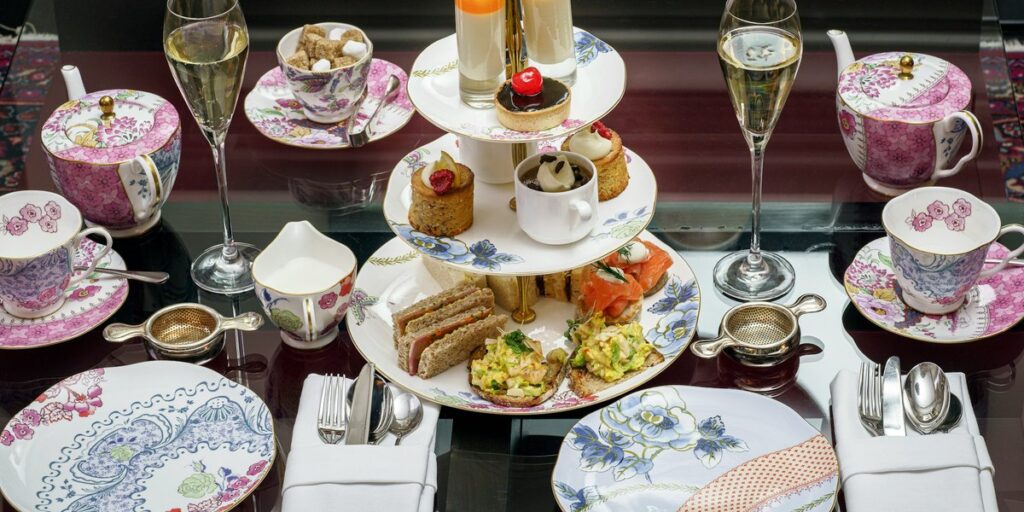 Britischer Upper-Class-Sprech, die Kunst der eleganten Vernichtung: „I hear what you say“